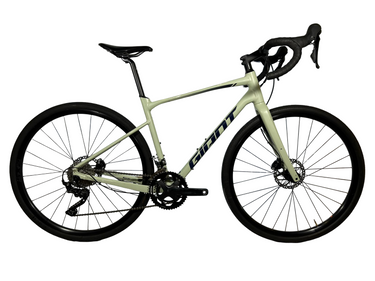 Giant Revolt 1 2022 Talla M