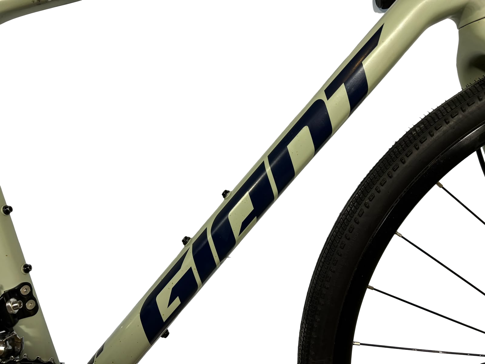 Giant Revolt 1 2022 Talla M